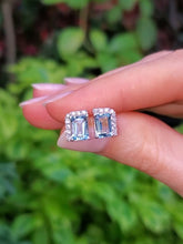 Load image into Gallery viewer, 18K Aquamarine and Diamond Stud Earrings
