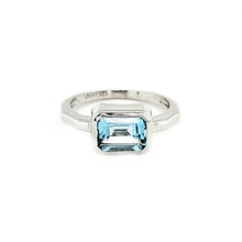 Load image into Gallery viewer, East West Ring in Blue Topaz
