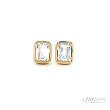 Load image into Gallery viewer, Octagon Earrings in White Topaz
