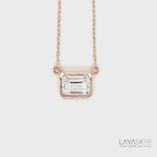 Load and play video in Gallery viewer, Octagon Necklace in White Topaz
